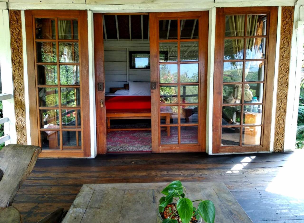 ホテル Warung Rekreasi Bedugul エクステリア 写真