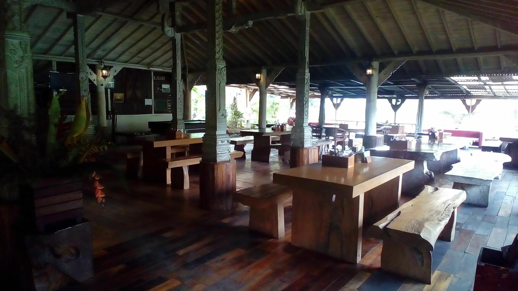 ホテル Warung Rekreasi Bedugul エクステリア 写真